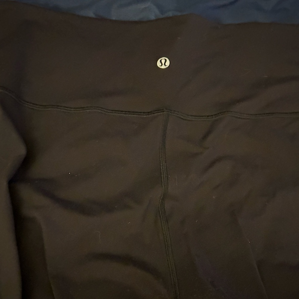 Lululemon black wunder under cropped pants size 12